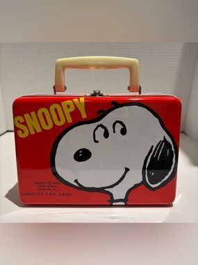 PEANUTS Snoopy Cassette Tape Caddy Vintage 80’s United Feature Syndicate SCHULZ